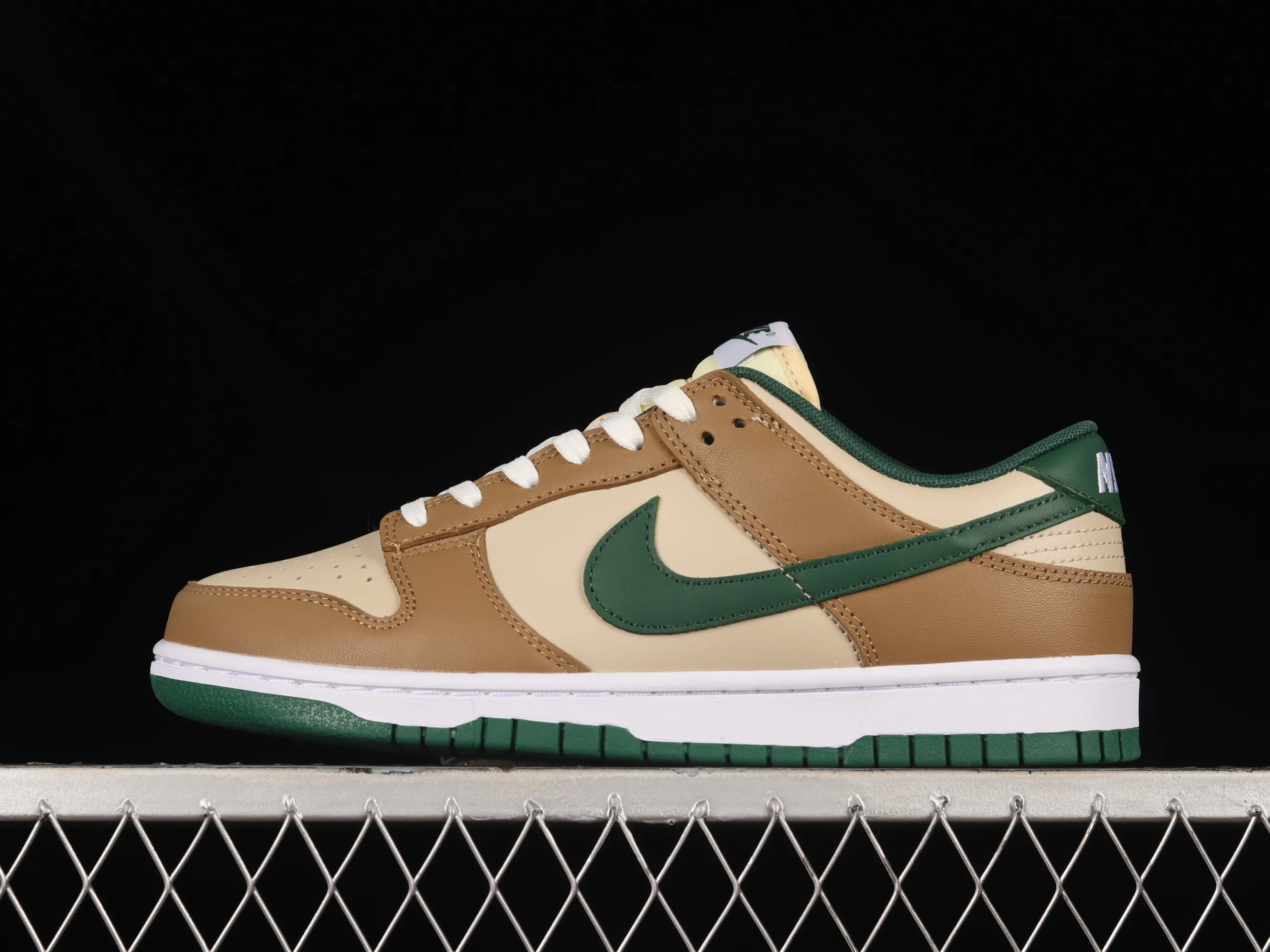 All Categories Nk SB Dunk Series Nk SB Dunk Low Low-top sneakers Nk Dunk Low "Tans" Retro Green" SB low-top sports and leisure sneakers FB7160-231